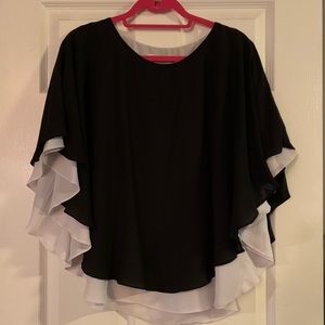 Nygard Bat wing sleeve blouse